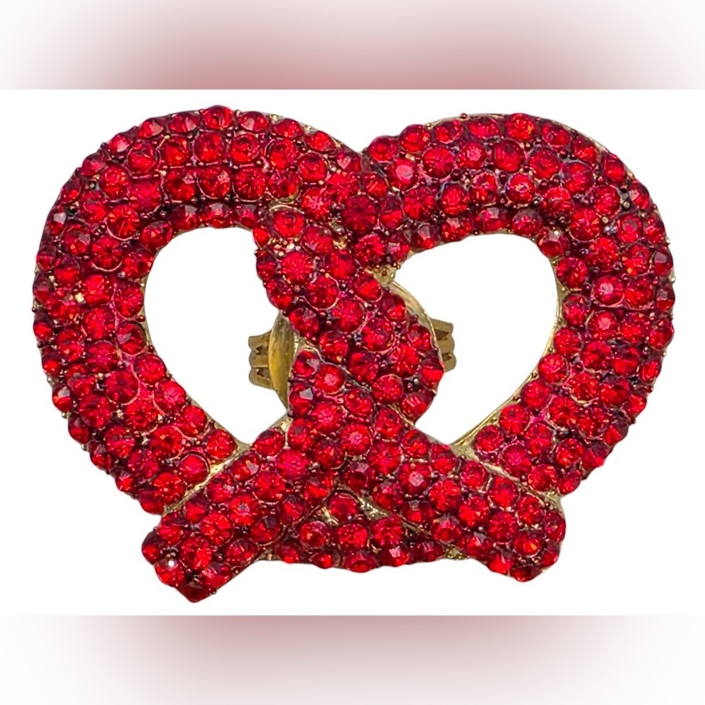 Red Rhinestone Pretzel Heart Ring Gold Tone Adjustable Statement Novelty Glam